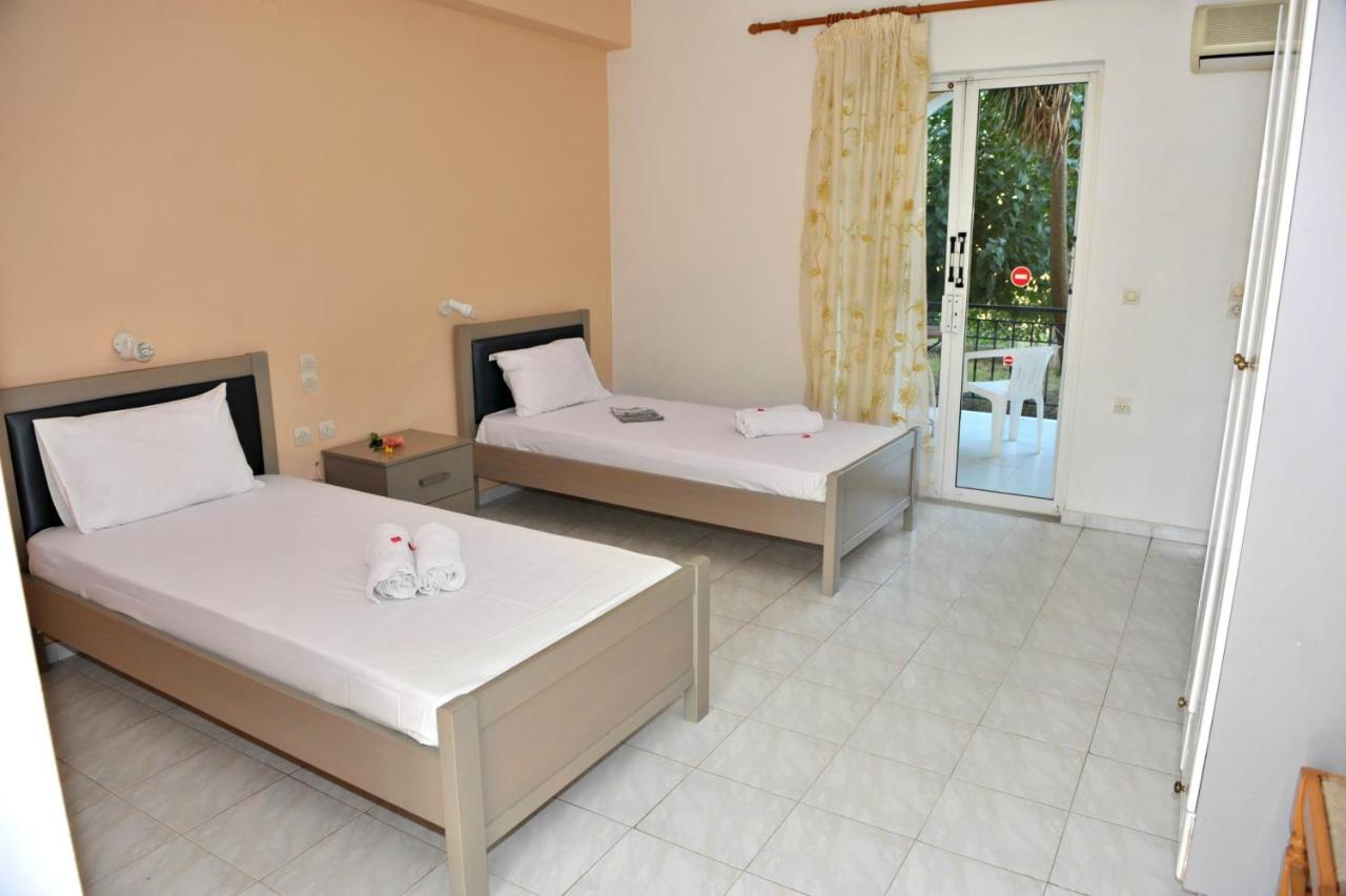 Pothos Hotel Alykes Exterior photo